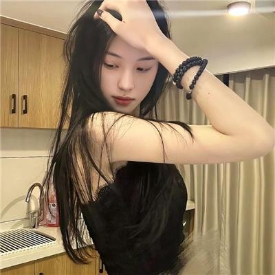 玉女含苞朵朵开